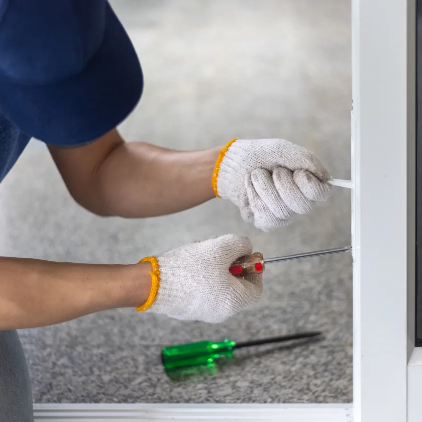 Dallas handyman sliding door and lock repair service