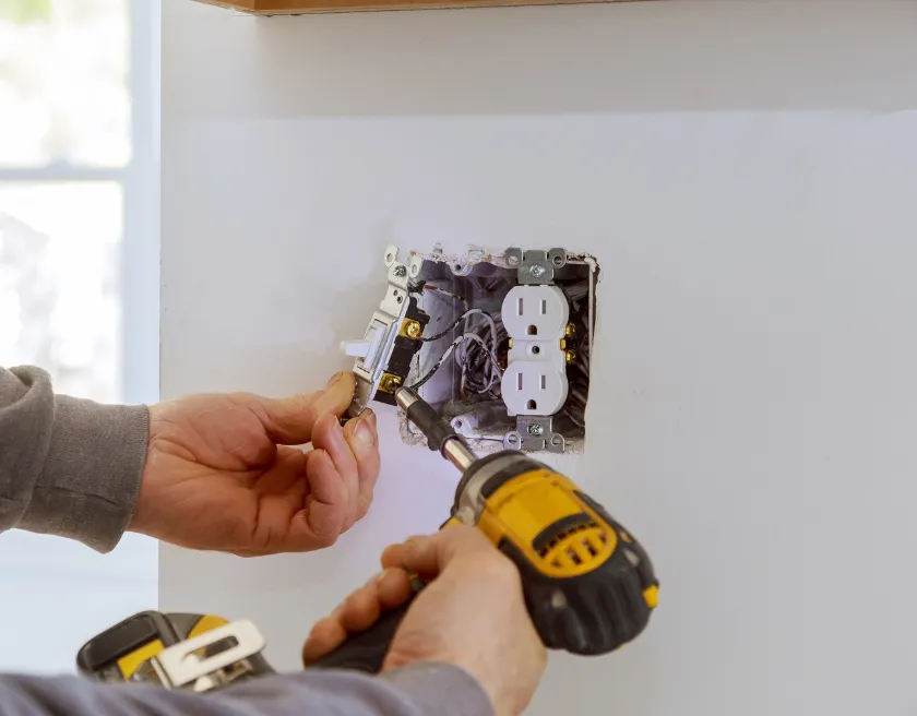 Dallas handyman electrical repair service