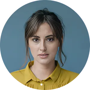 Customer portrait giving testimonial for Dallas Handy Pros